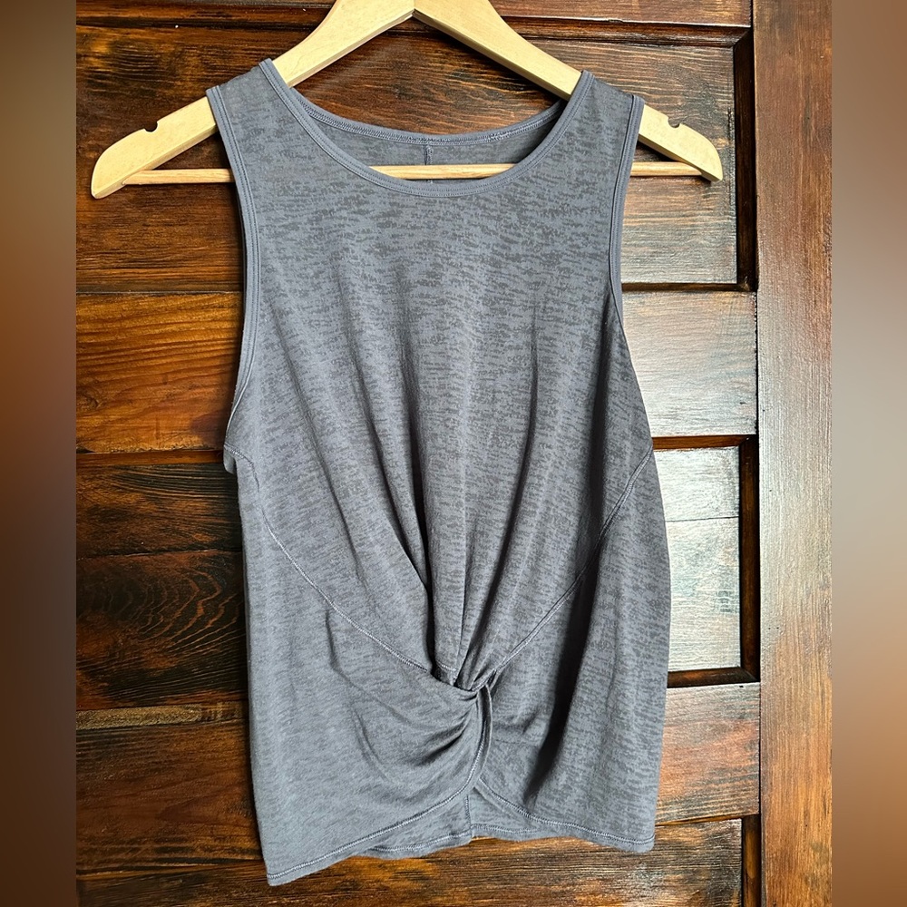 Lululemon Breeze Front Knot Tank